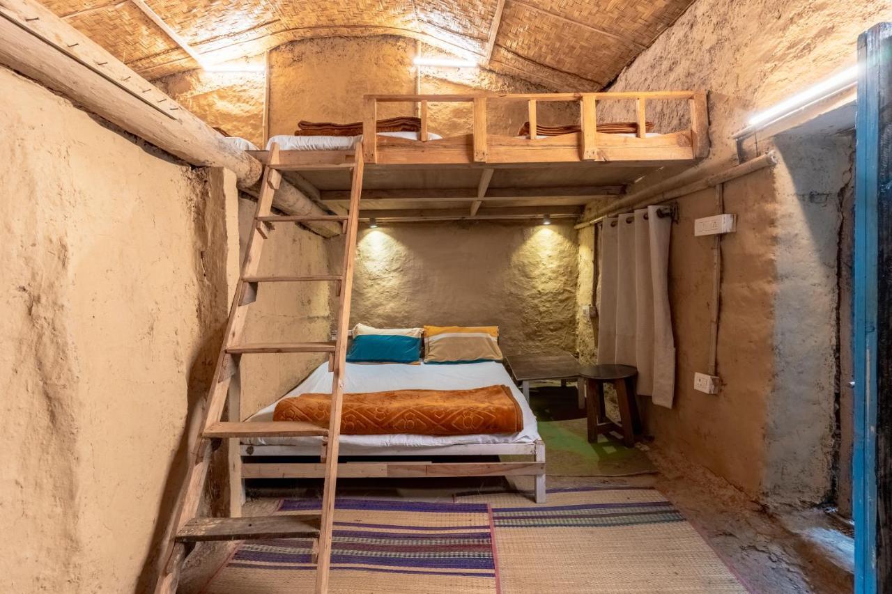Vista Hostel Jeolikote, Nainital Patwa Dunga Екстер'єр фото