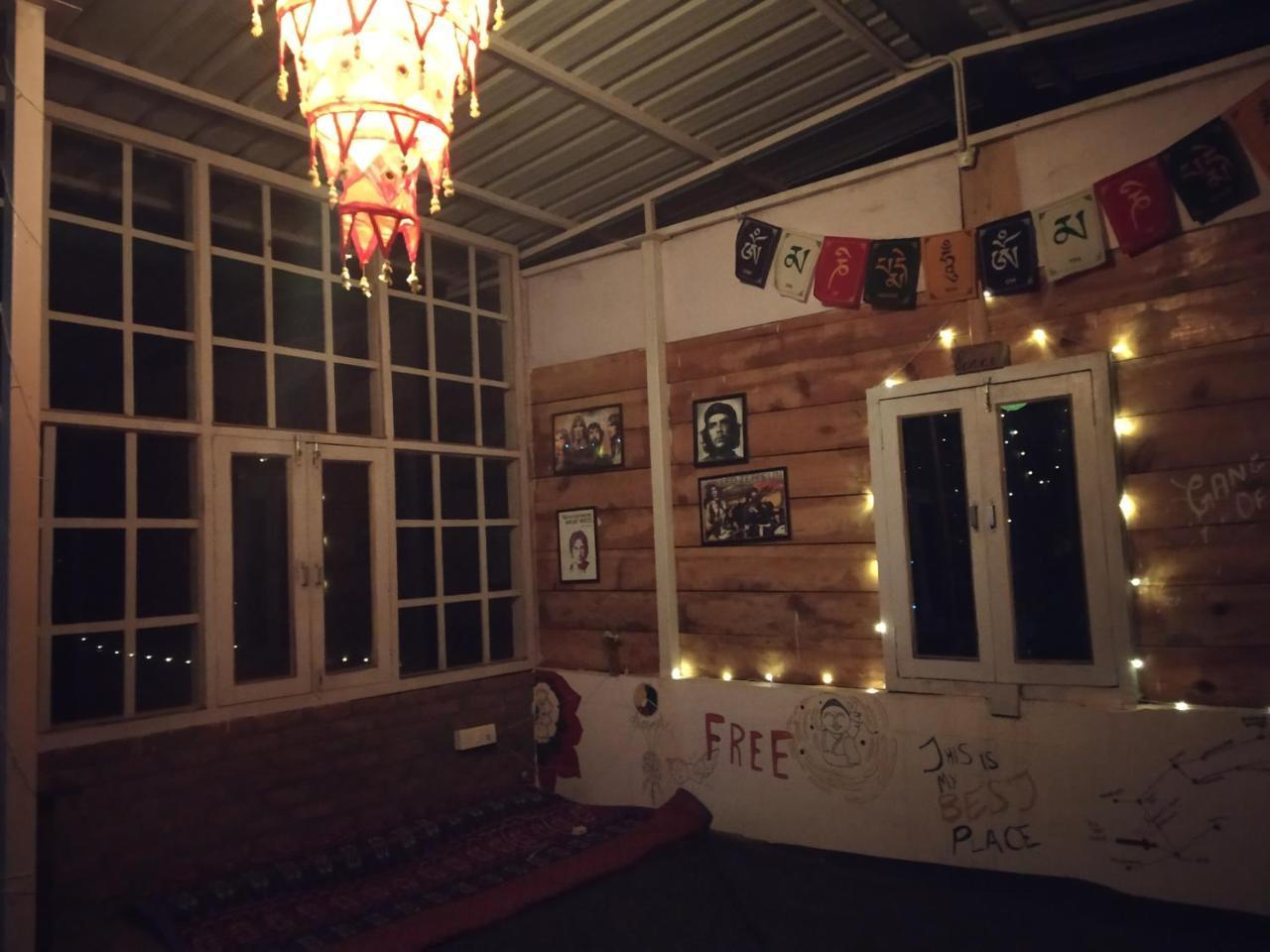 Vista Hostel Jeolikote, Nainital Patwa Dunga Екстер'єр фото