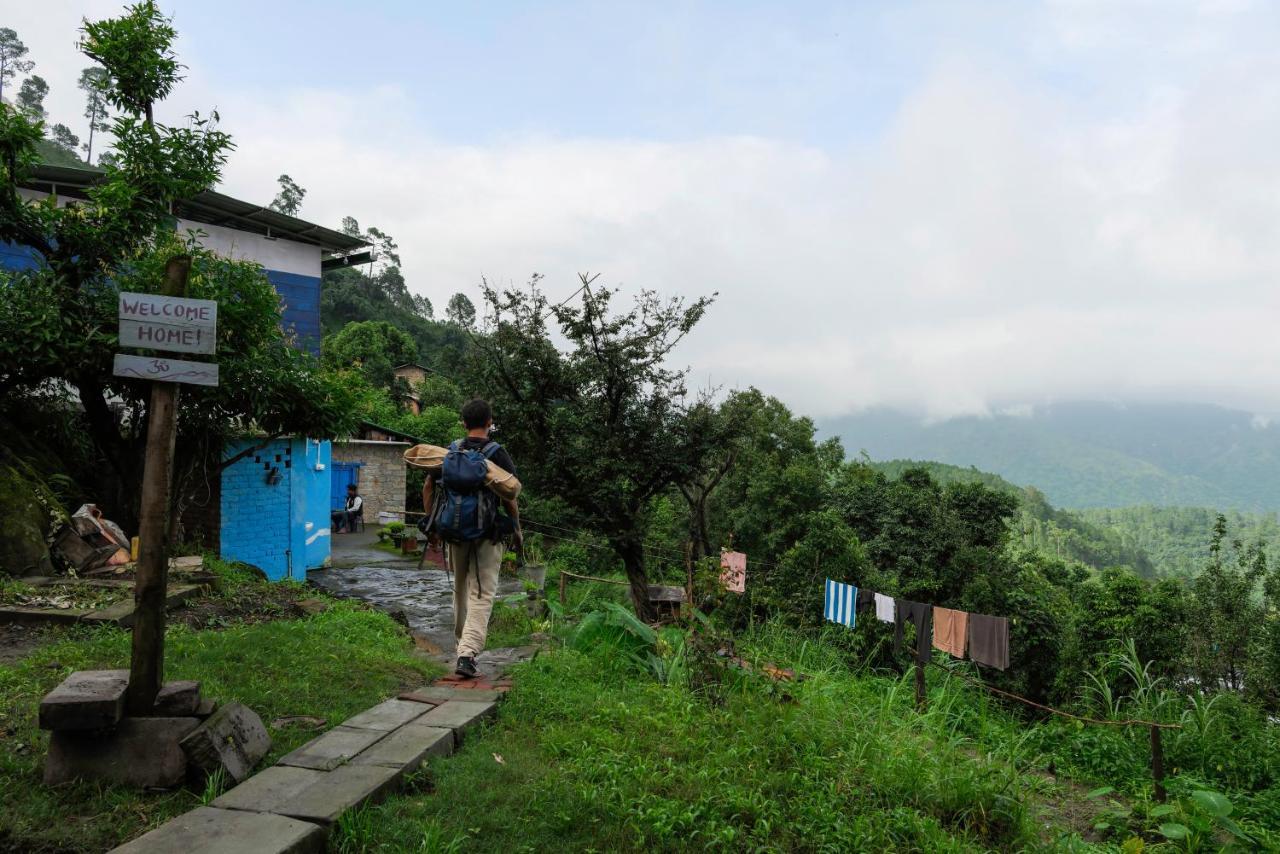 Vista Hostel Jeolikote, Nainital Patwa Dunga Екстер'єр фото