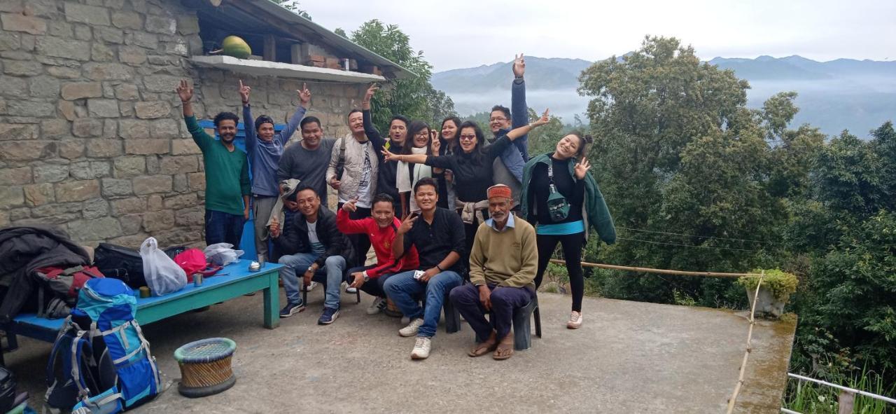 Vista Hostel Jeolikote, Nainital Patwa Dunga Екстер'єр фото